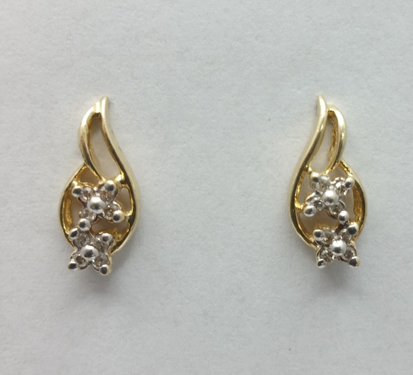 14K Yellow Gold Designer Stud Earrings With Diamonds