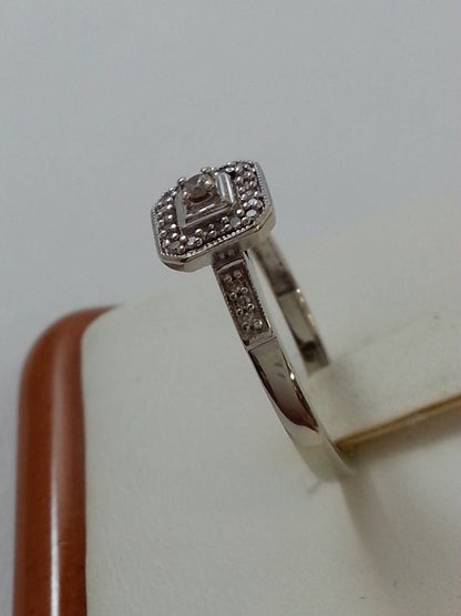 10K White Gold Ladies Ring With Diamonds