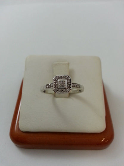 10K White Gold Ladies Ring With Diamonds