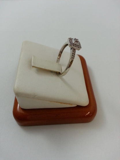 10K White Gold Ladies Ring With Diamonds