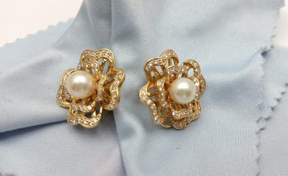 Elegant 14K Karat Solid Yellow Gold Clover Pearl & Diamond Earring's