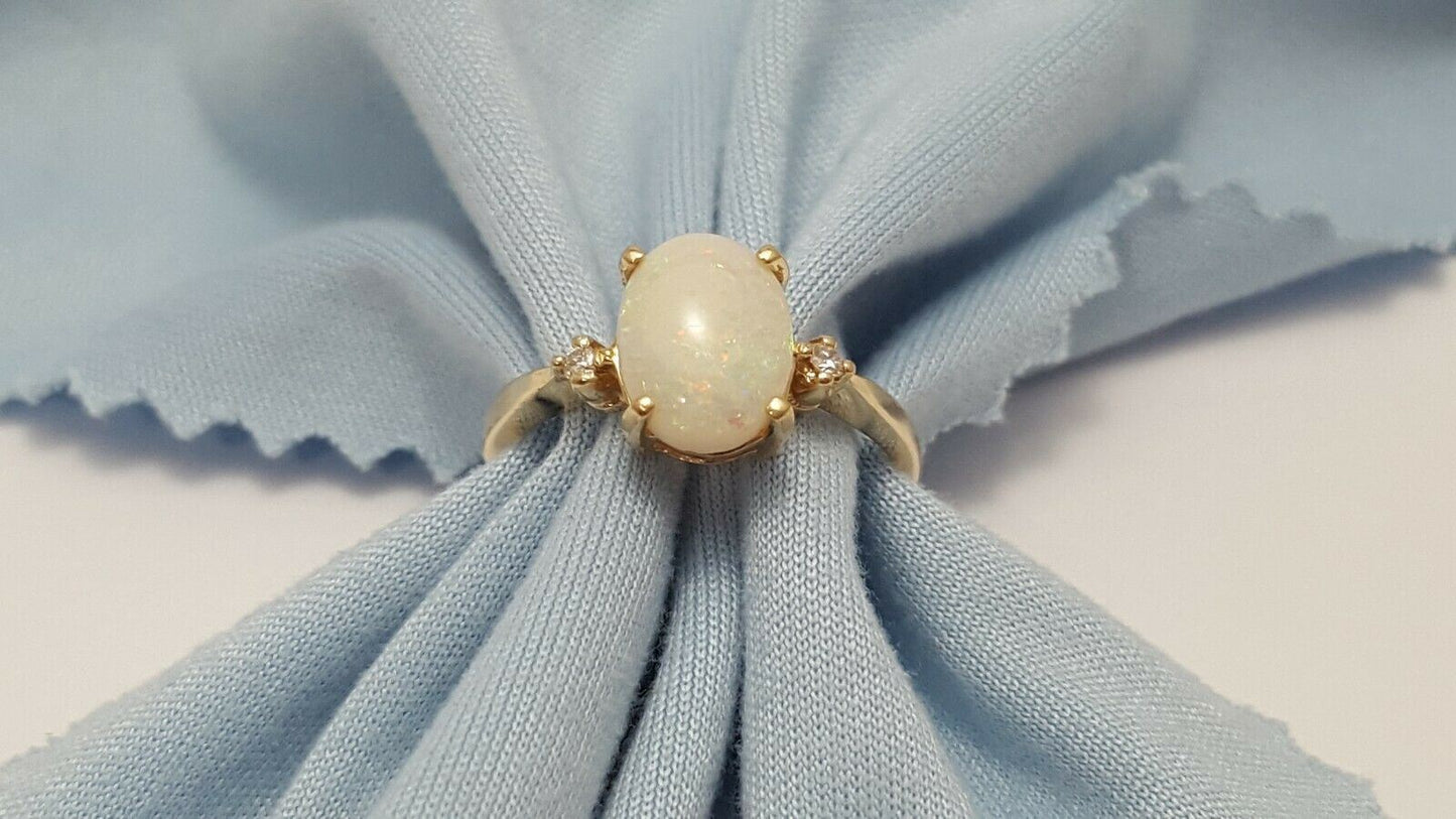 14K Solid Yellow Gold Designers Ladies Diamond & Opal Ring