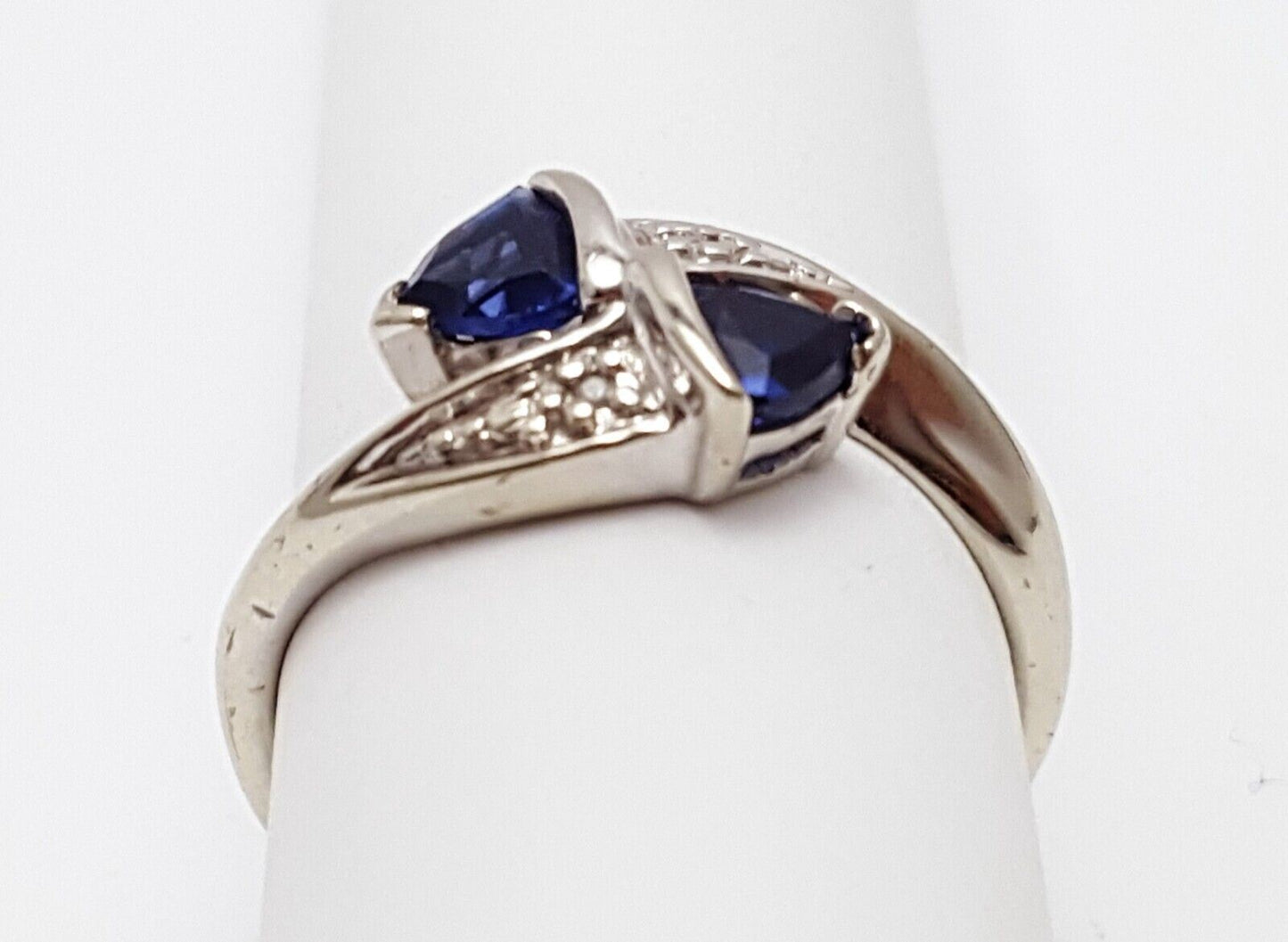 14K Solid White Gold Designer Triangle Blue Crystal & Diamond Ring