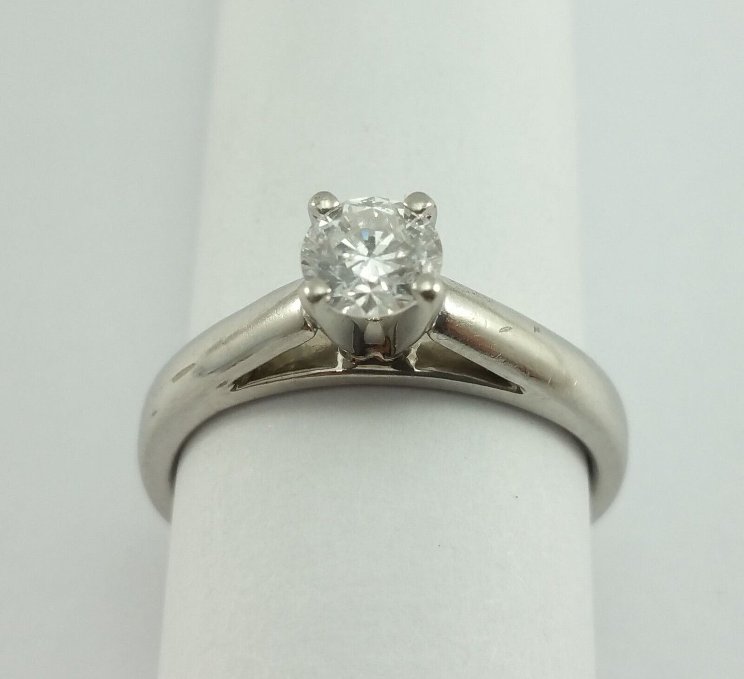 Exquisite Solid White Platinum 950PL Designer Engagement Solitaire Ring