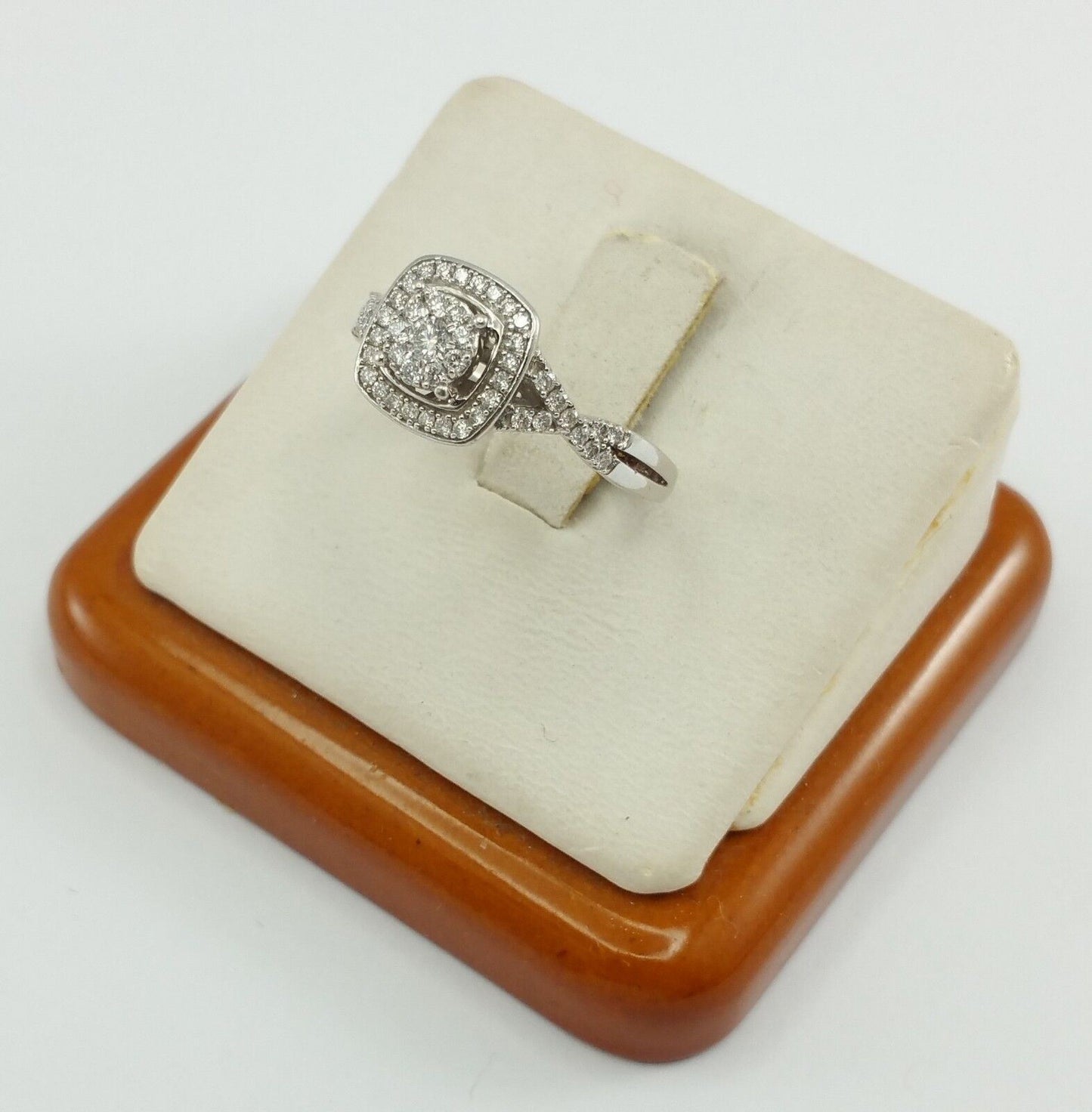 10K White Gold Designer Ladies Ring With Diamonds