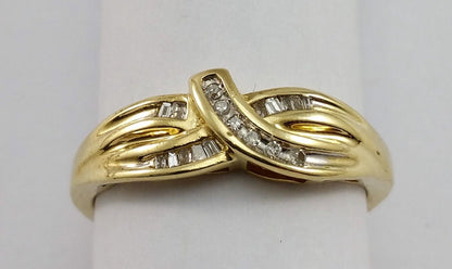 10K Solid Yellow Gold Round & Baguette Diamond Ring