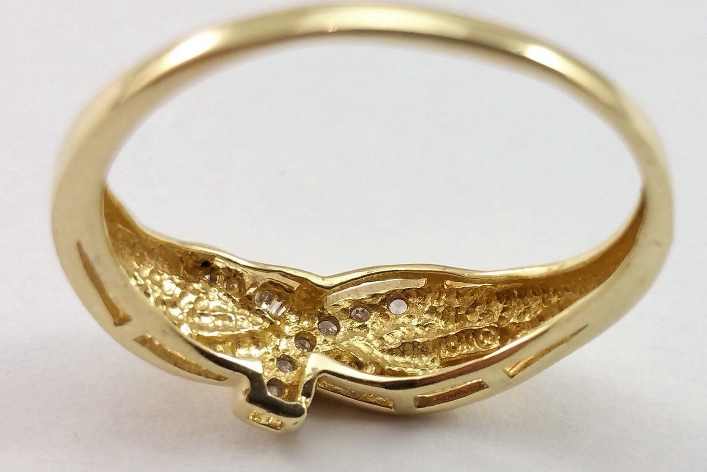 10K Solid Yellow Gold Round & Baguette Diamond Ring