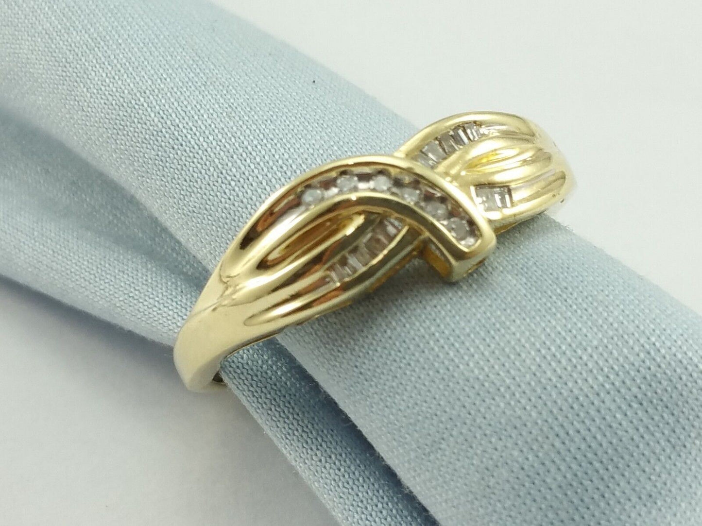 10K Solid Yellow Gold Round & Baguette Diamond Ring