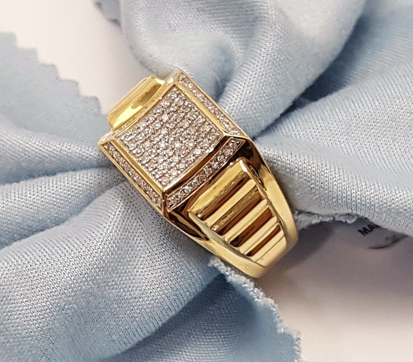 10K Solid Yellow Gold Designer Special Diamond Men's Ring