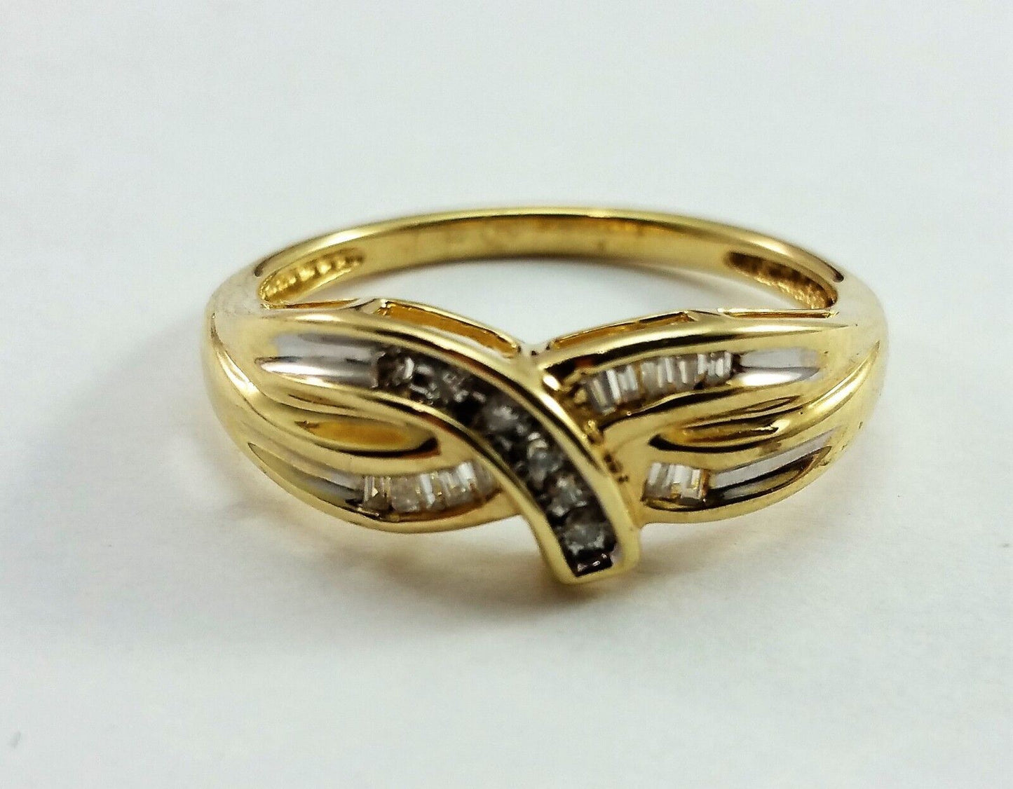 10K Solid Yellow Gold Baguette & Round Diamond Ring