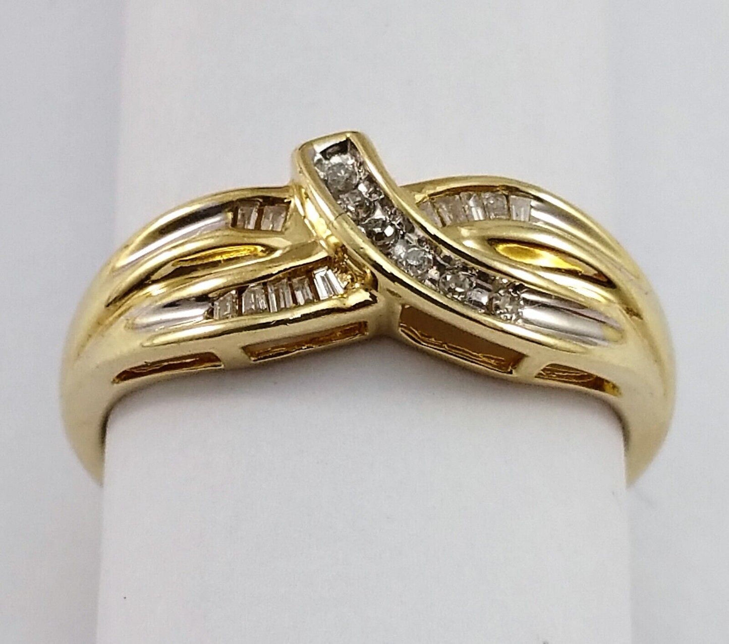 10K Solid Yellow Gold Baguette & Round Diamond Ring