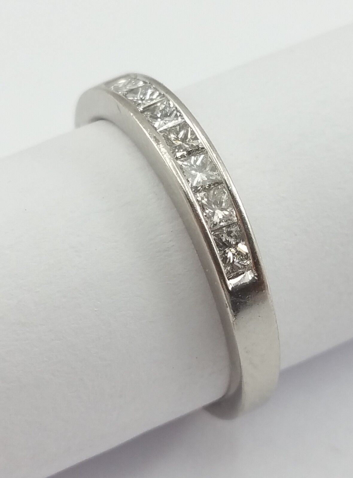 Exquisite Solid Platinum Wedding Ring Band With Diamonds