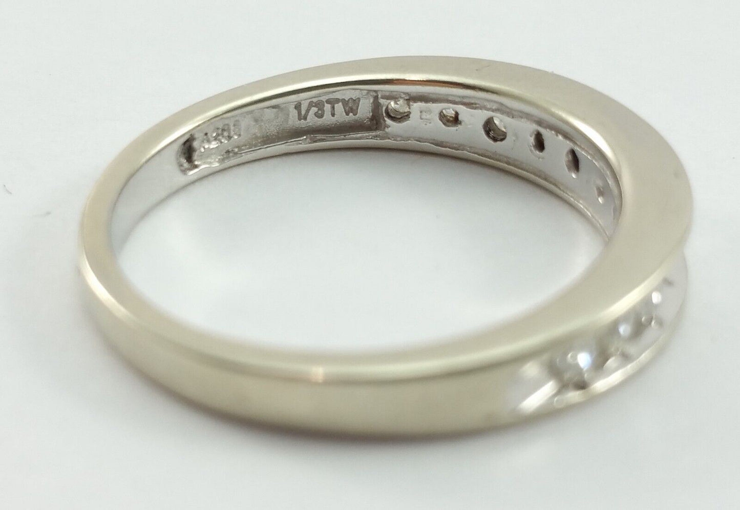 10K White Gold Ring Band with Diamonds