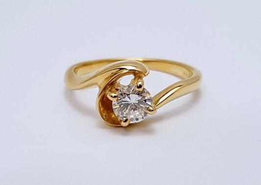 14K Solid Yellow Gold Ladies Designer Round Cut Solitaire Diamond Ring