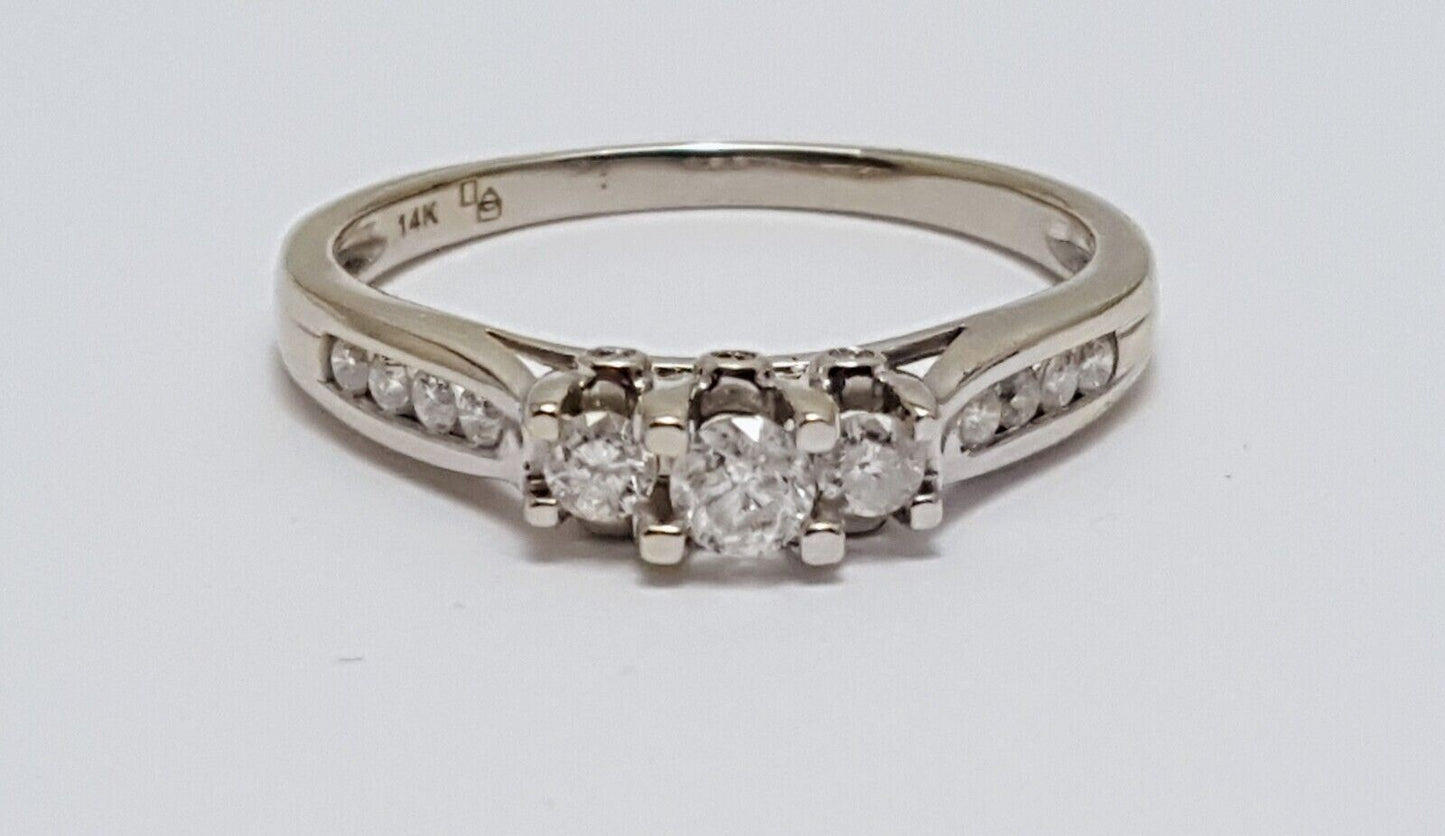 14K White Gold Ladies Diamond Engagement Ring