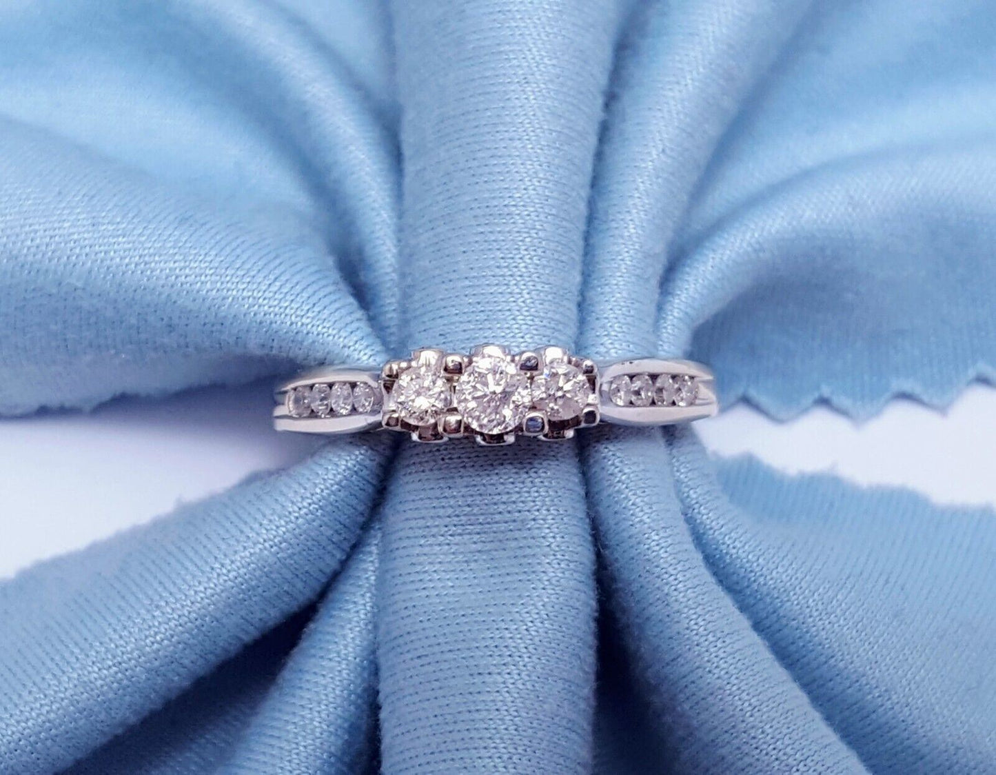 14K White Gold Ladies Diamond Engagement Ring