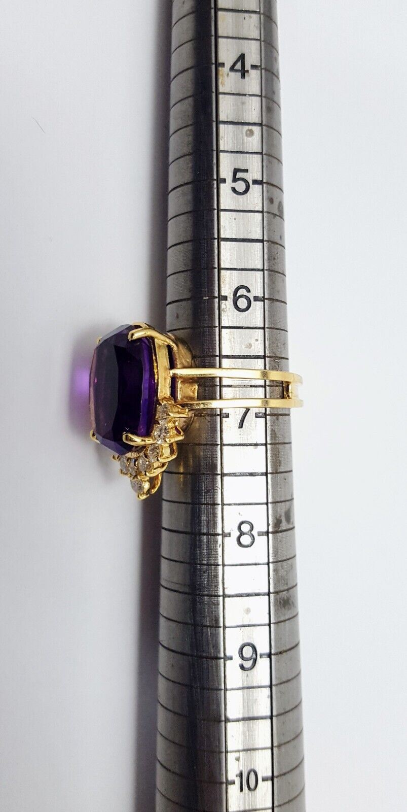 14K Karat Solid Yellow Gold Designer Oval Amethyst & Round Diamond Ring