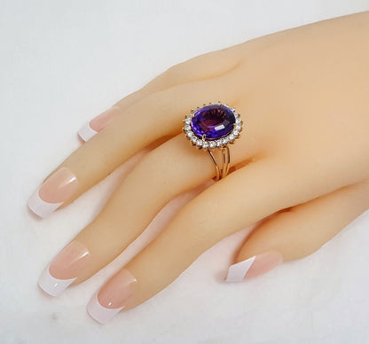 14K  Solid Yellow Gold Designer Large Oval Amethyst & Diamond Ring