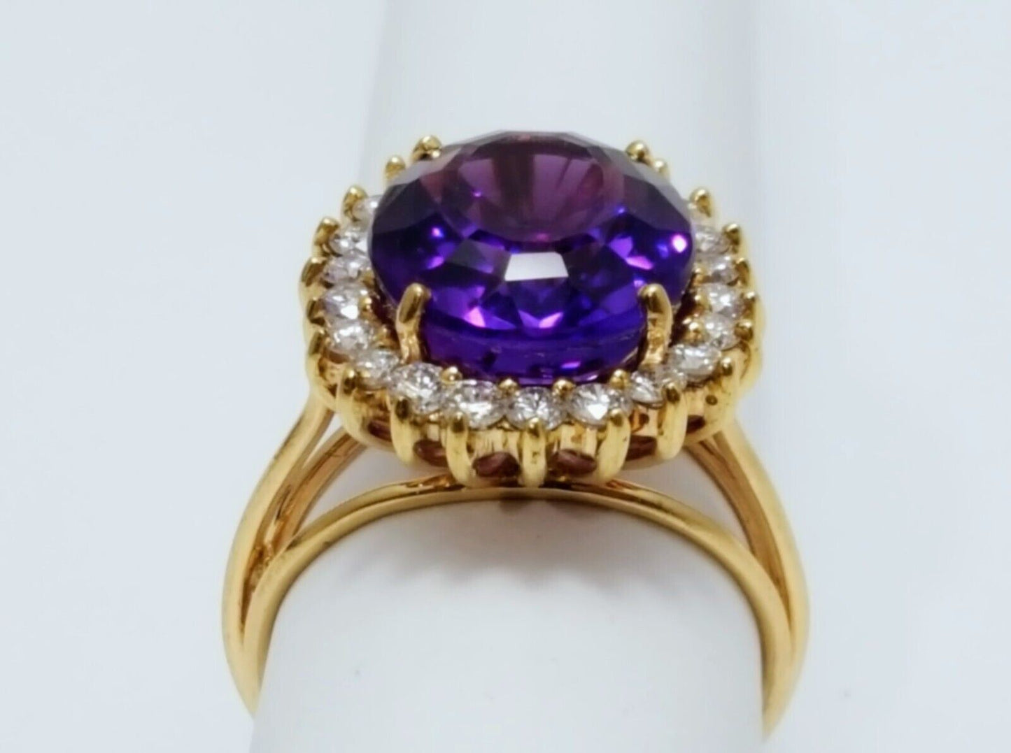 14K  Solid Yellow Gold Designer Large Oval Amethyst & Diamond Ring